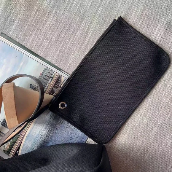 Hermes Herbag Zip Retourne 31 PM Toile Vache Hunter Black and Dark Blue PHW - Picture 10 of 11